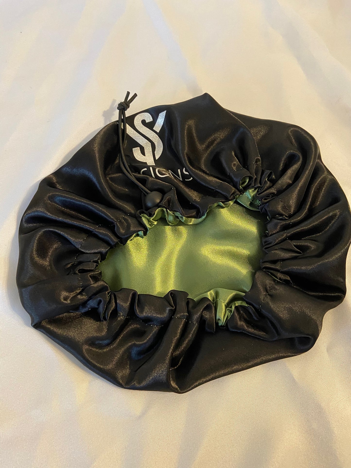 Satin Bonnet